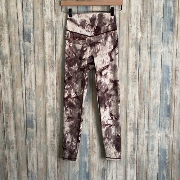 Gymshark Elevate Leggings in Cement Brown Spray Dye | Size Small - Picture 3 of 12